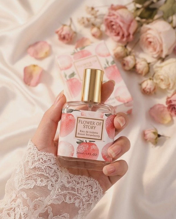عطر فلاور أوف ستوري سويت ستروبري - 30 مل Flower of Story Sweet Strawberry