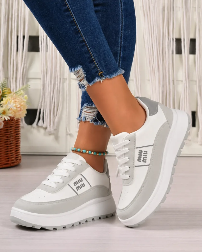 كوتشي بناتي MIU MIU