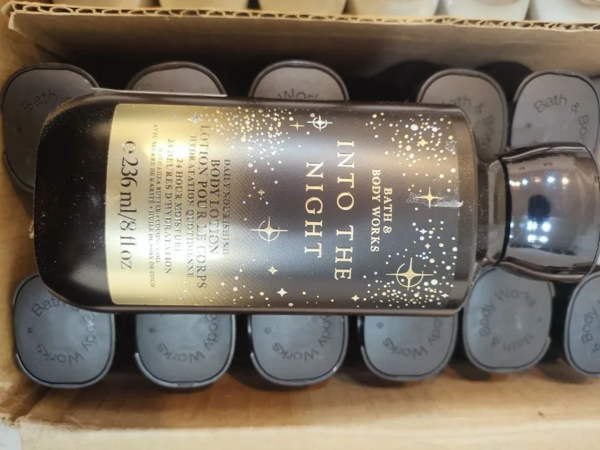 Into the Night Daily Nourishing Body Lotion