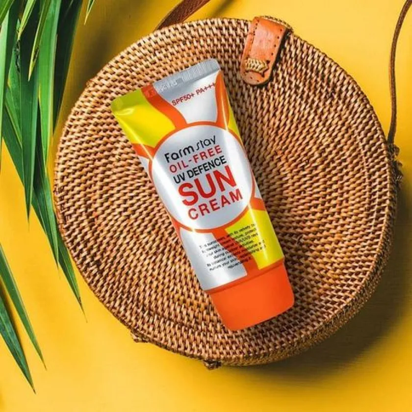 Farm Stay Oil-Free UV Defence Sun Cream