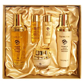 فارم ستاي مجموعة العناية بالبشرة مكون من العسل & الذهب | Farm Stay  Essential Honey & Gold Skincare Set