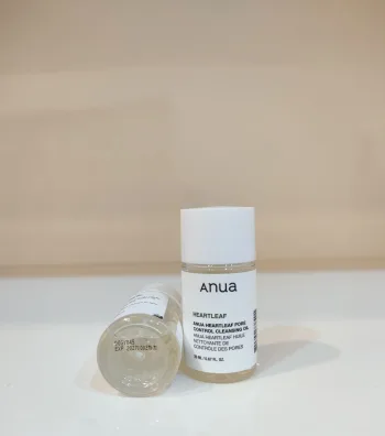Anua Heartleaf Pore Control Cleansing Oil