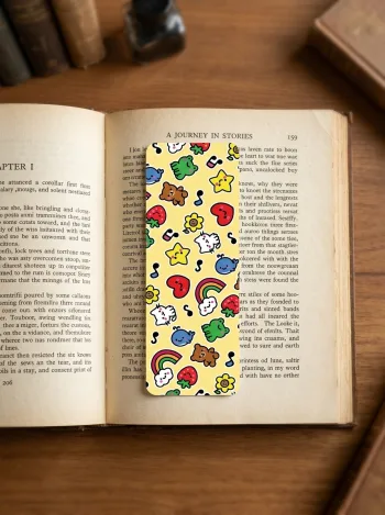 Cute little ones Bookmark - Yellow background