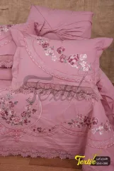 طقم سرير كبير