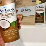 سانت ايفز  ماسك و سكراب للوجه بجوز الهند والقهوة 170 جرام  | ST. Ives Energizing Coconut _ Coffee Face Scrub