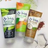 سانت ايفز  سكراب للوجه بالشاي الاخضر لتنظيف الرؤوس السوداء 170 جرام  | ST. Ives Blackhead Clearing Green Tea Face Scrub170gm