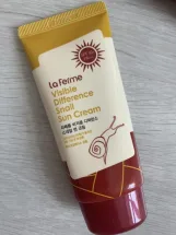 فارم ستاي كريم الوقاية من اشعة الشمس بالحلزون 70 جم (صن بلوك)  |   Farm stay  La Ferme Visible Difference Snail Sun Cream 70g