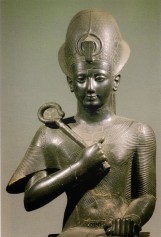 تعامد الشمس على معبد أبو سمبل               (طبعة  ثالثة ورقية بالألوان، مارس 2025م)