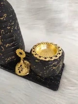 فازة ومبخرة ديكور انيق - تصميم عصري فاخر لتزيين المنزل والمجالس
