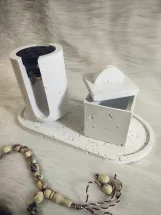 مبخرة مع حافظة وقاعدة – جودة عالية وأناقة لا مثيل لها أضف لمسة فاخرة وأجواء دافئة إلى منزلك مع مبخرتنا المصنوعة بدقة وعناية.