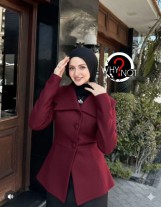 اسم الموديل 💥💥 بليزر جوخ  ♥️   الخامه 💥💥  جوخ 🖤💓  السايز 💥💥ل 85 ك   الطول 💥💥 75