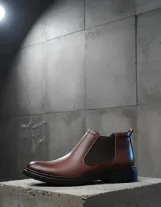 بوت تشيلسي Men’s Chelsea Leather Boot