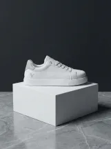 كوتشي فلات ابيض - Flat White Sneakers