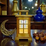 فانوس رمضان من الخشب الطبيعي