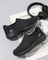 كوتشي سكتشرز - Skechers Sneakers 👟