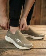 كوتشي سكتشرز سليب - Skechers Knit Slip-On Sneakers