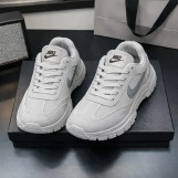 كوتشي كاجوال جلد مقلوب سميك