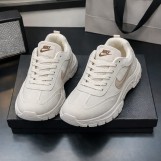 كوتشي كاجوال جلد مقلوب سميك