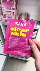 لصقات إيسانا كلير سكين الألمانية بالإبر الدقيقة الذائبة لعلاج الحبوب - ISANA Clear Skin Anti-Pickel Micro-Gel Needling Patches