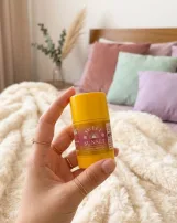 ستيك إيسانا الألماني مضاد الاحتكاك وتفتيح المناطق الحساسة - ISANA Anti-Wundreibstick Sweet Sunset 25g
