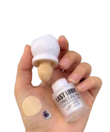 كونسيلر لاست لوك العلاجي الجديد بالأسفنجة تغطية كاملة وثبات 12 ساعة | Last Look Concealer